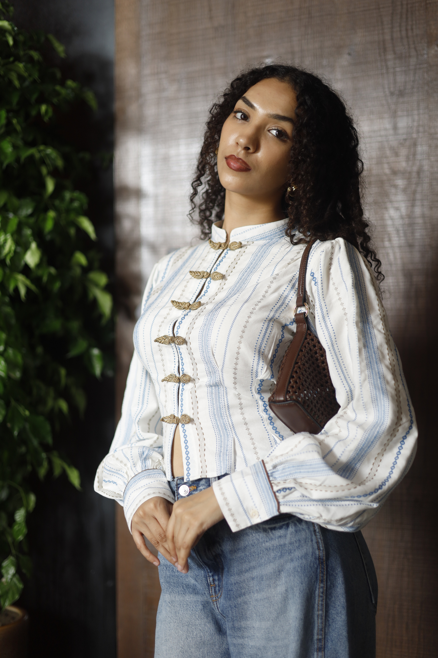 Meridian – Frog Button Shirt